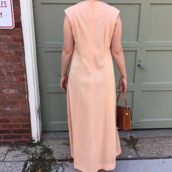 Vintage 1960'S Structured Peach Lace Maxi Dress - Picture 6 of 6